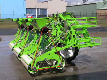 3rowseeder.jpg